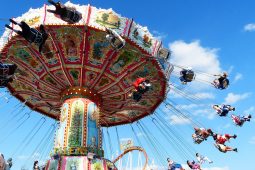 Oktoberfest: Kettenkarussell in Fahrt, Festival-Highlights