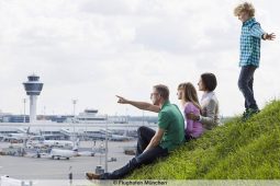 Flughafen_1040x693, Sommer in der Stadt