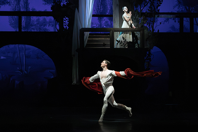 TT_10_24_Staatsballett_2024-05-25_Romeo_(c)Katja-Lotter_962A7770_660x440